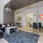 Andrassy Str. Luxury
