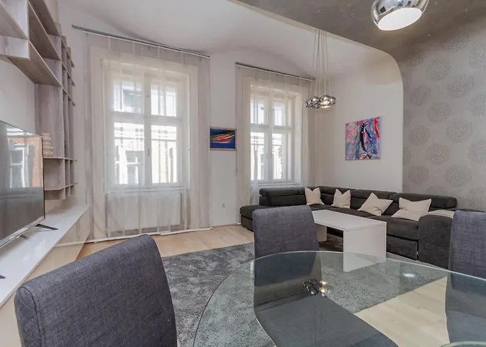 Andrassy Str. Luxury Appartamento