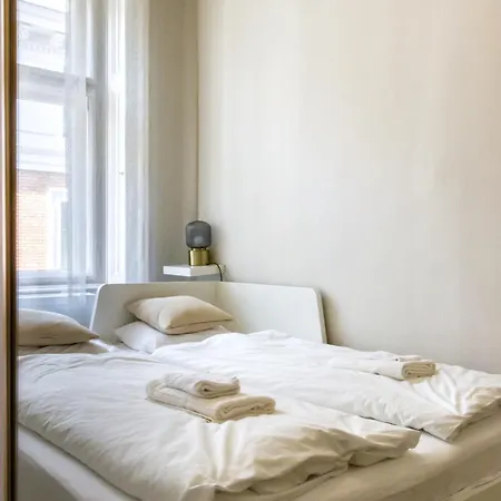 Andrassy Str. Luxury Daire *