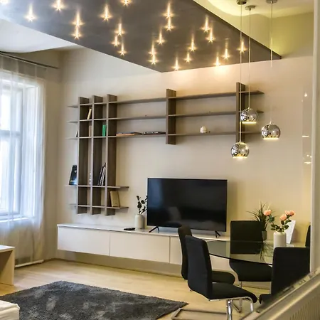 Daire Andrassy Str. Luxury Budapeşte