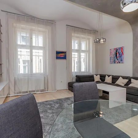 Andrassy Str. Luxury 아파트