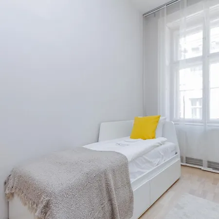 Appartement Andrassy Str. Luxury